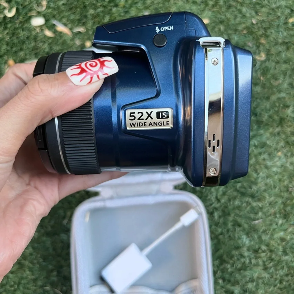 Kodak Black Camera Lens Cap Set in Gray Case